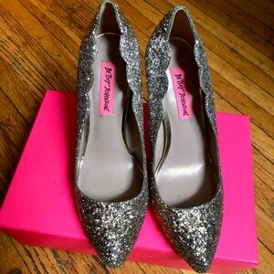 Betsey Johnson glitter sparkle high heels pumps dress shoes